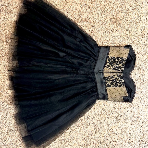 Teeze Me Junior Size 3 strapless mini lace dress. - Picture 5 of 8